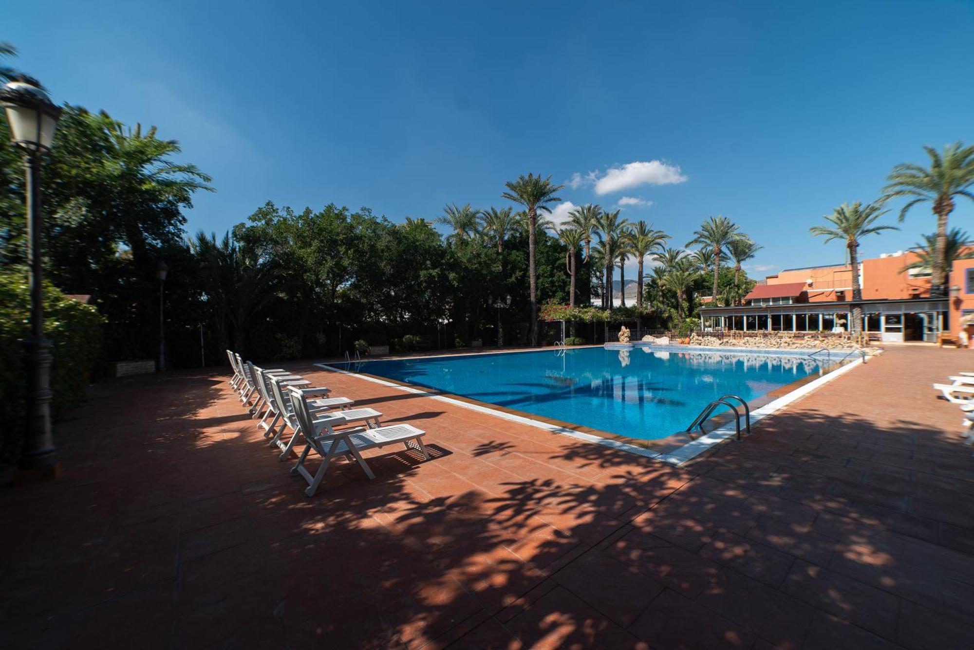 Las Palmeras Crevillente Dış mekan fotoğraf